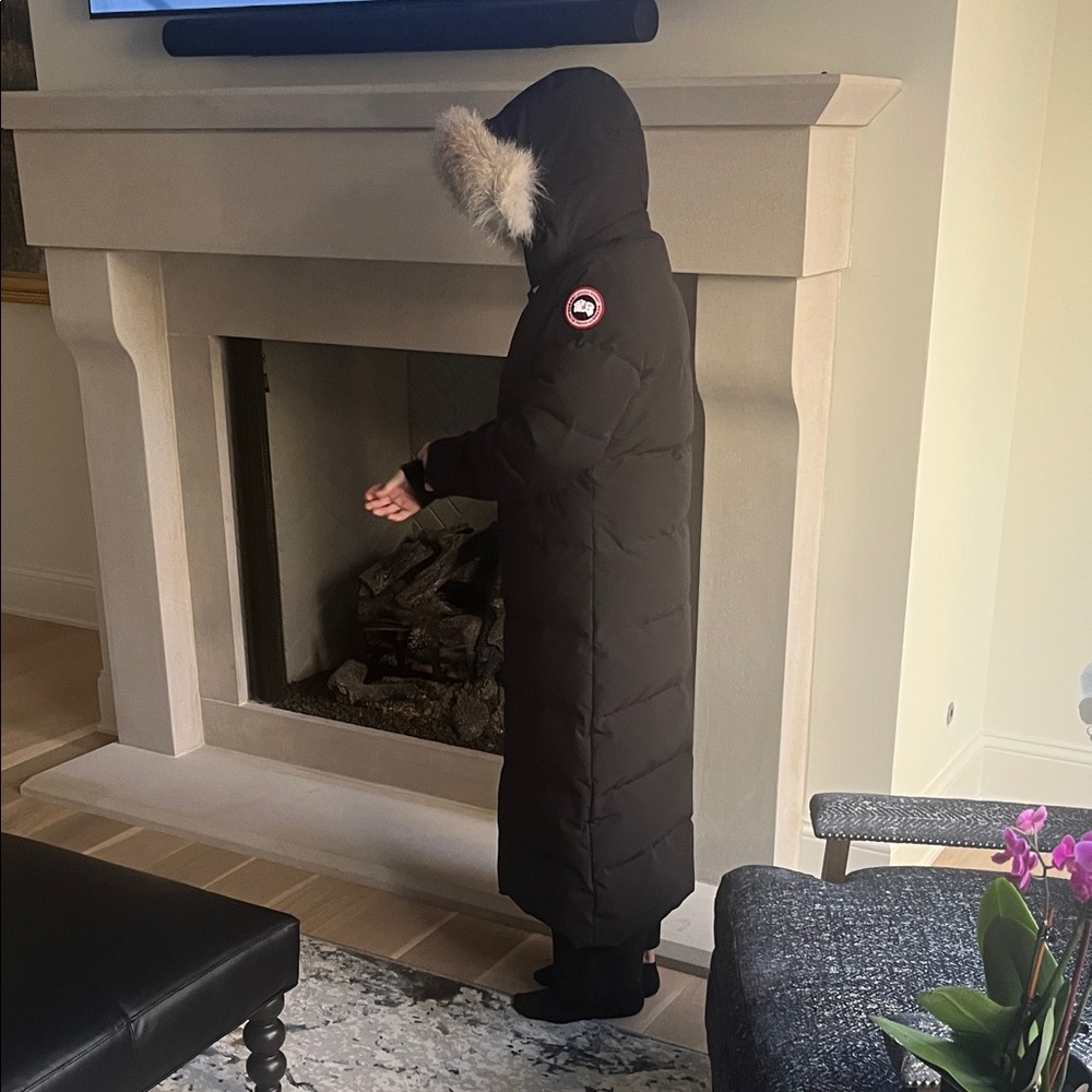 Canada Goose Women’s Dark Jacket - Picture 2 of 16